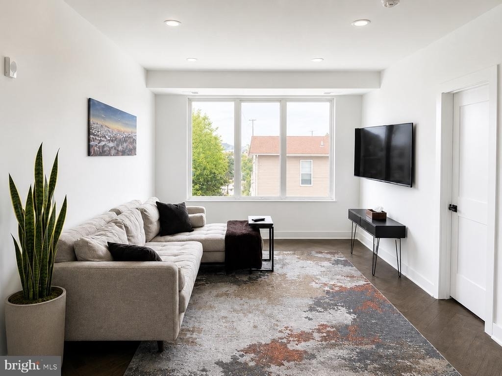 1001 Bryant Street Ne - Photo 0