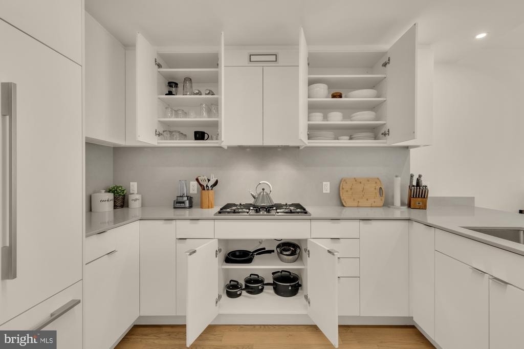 37 L Street Se - Photo 17