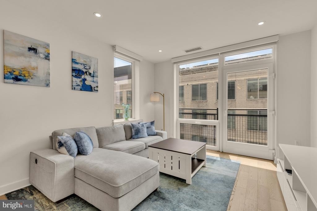37 L Street Se - Photo 29