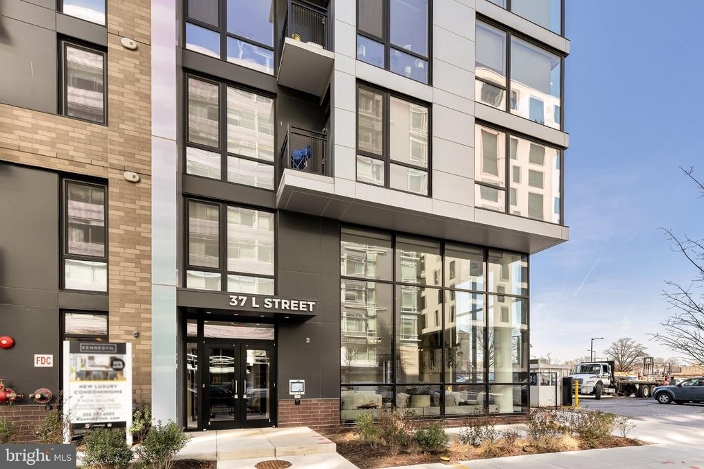37 L Street Se - Photo 0