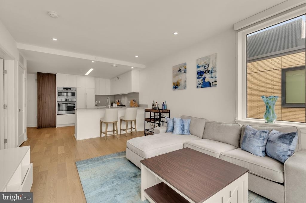 37 L Street Se - Photo 30