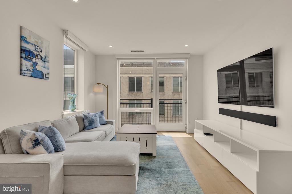37 L Street Se - Photo 28