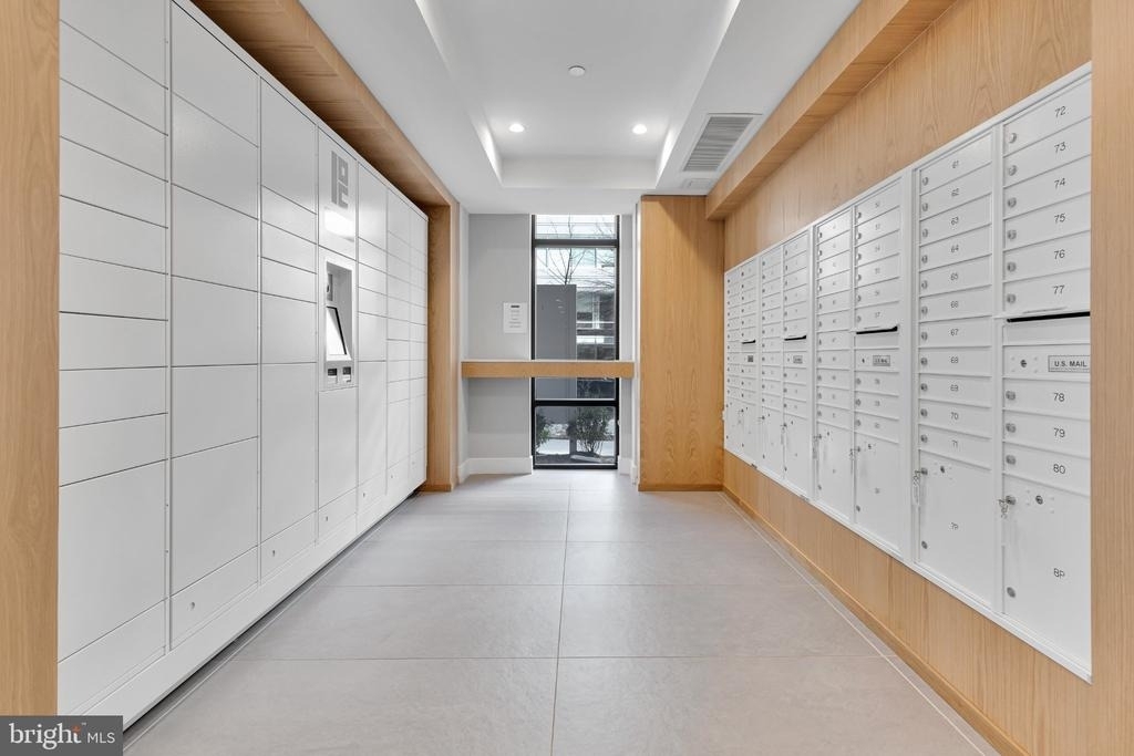 37 L Street Se - Photo 2