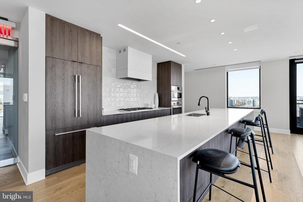37 L Street Se - Photo 37