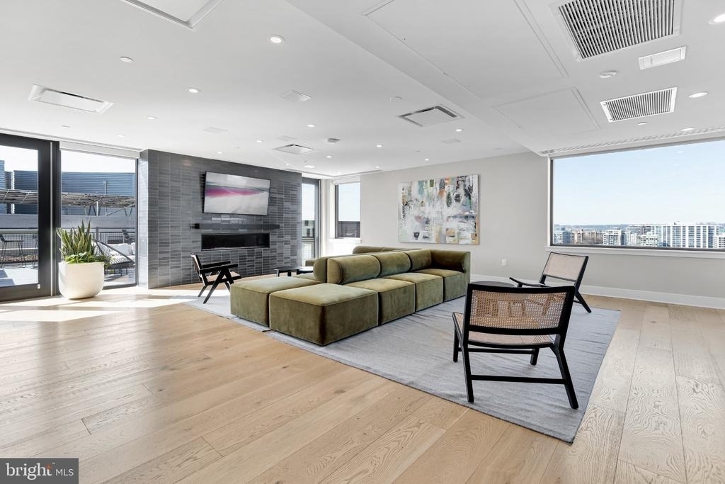 37 L Street Se - Photo 42