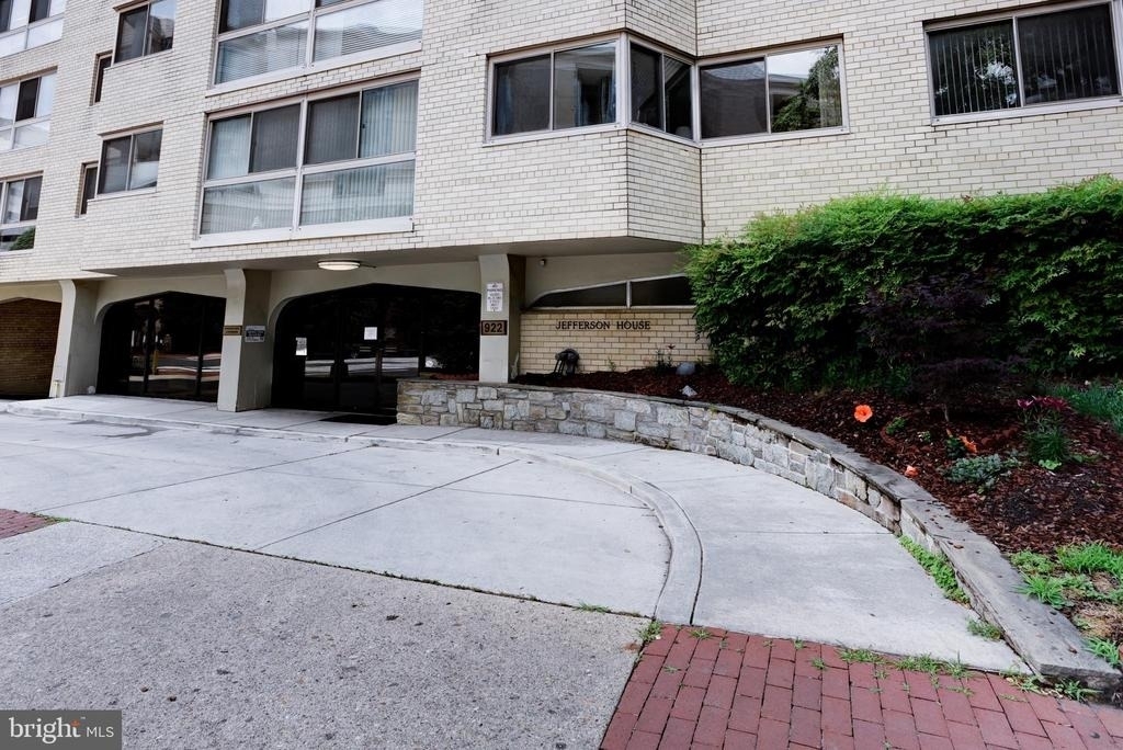 922 24th Street Nw - Photo 0