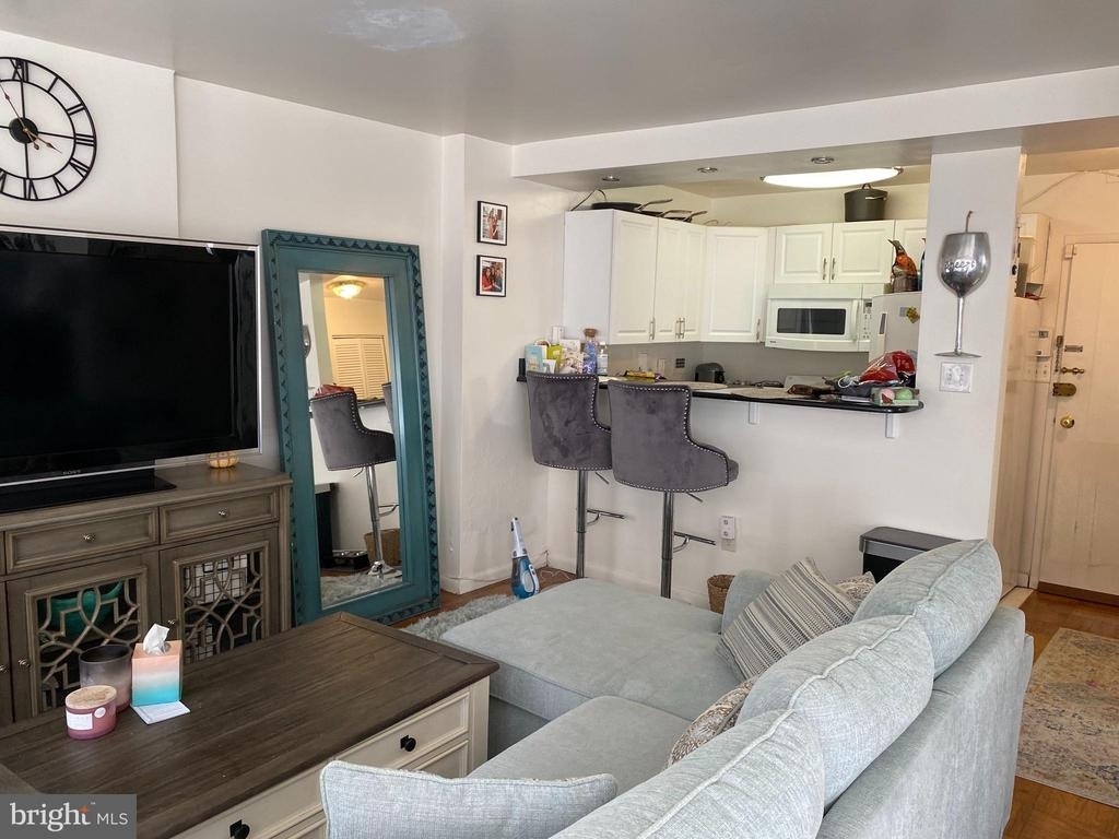 922 24th Street Nw - Photo 2
