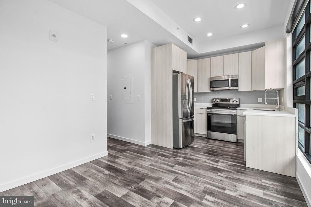 506 H Street Ne - Photo 6