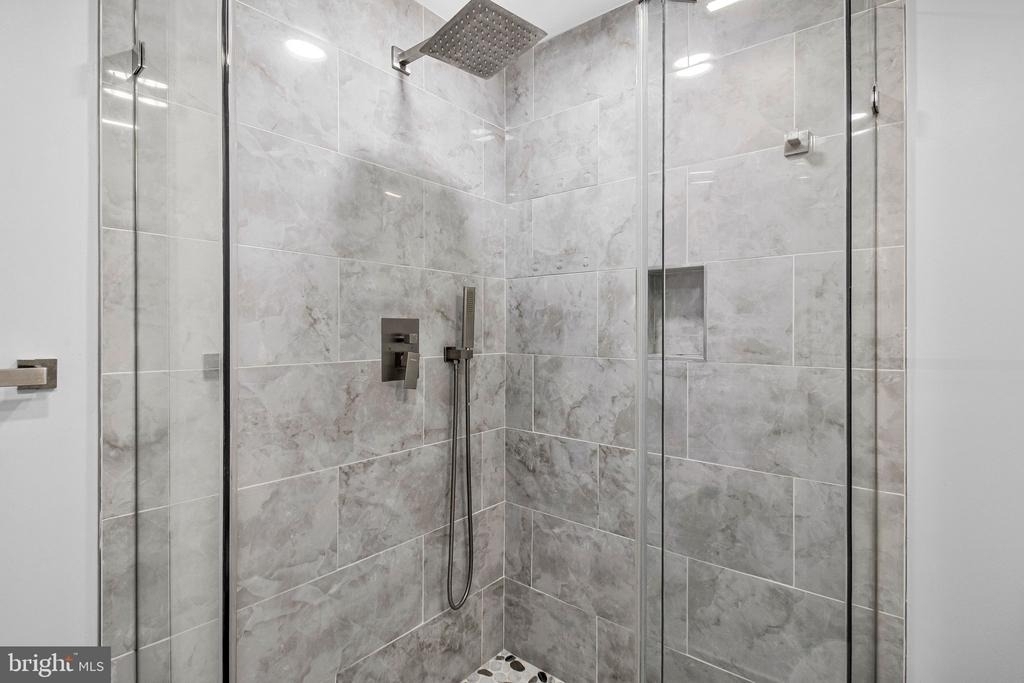 506 H Street Ne - Photo 16