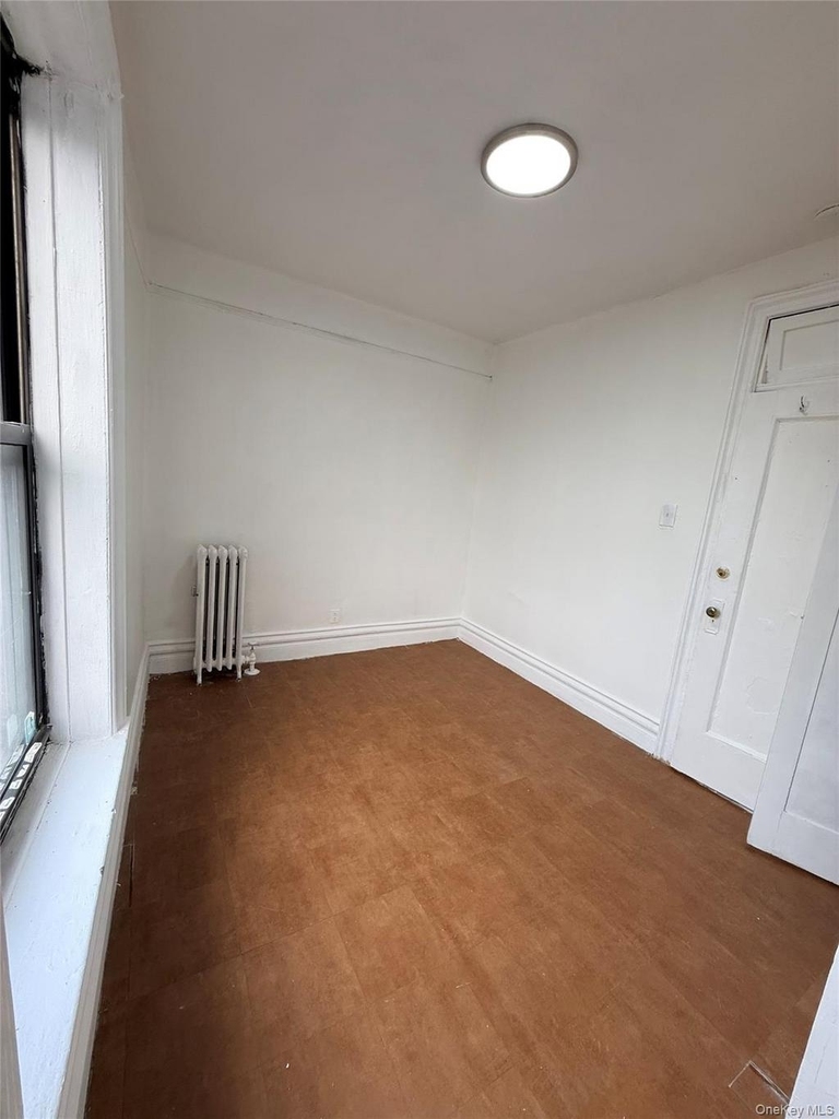 Apartment in Bronx Albany Crescent - Photo 3