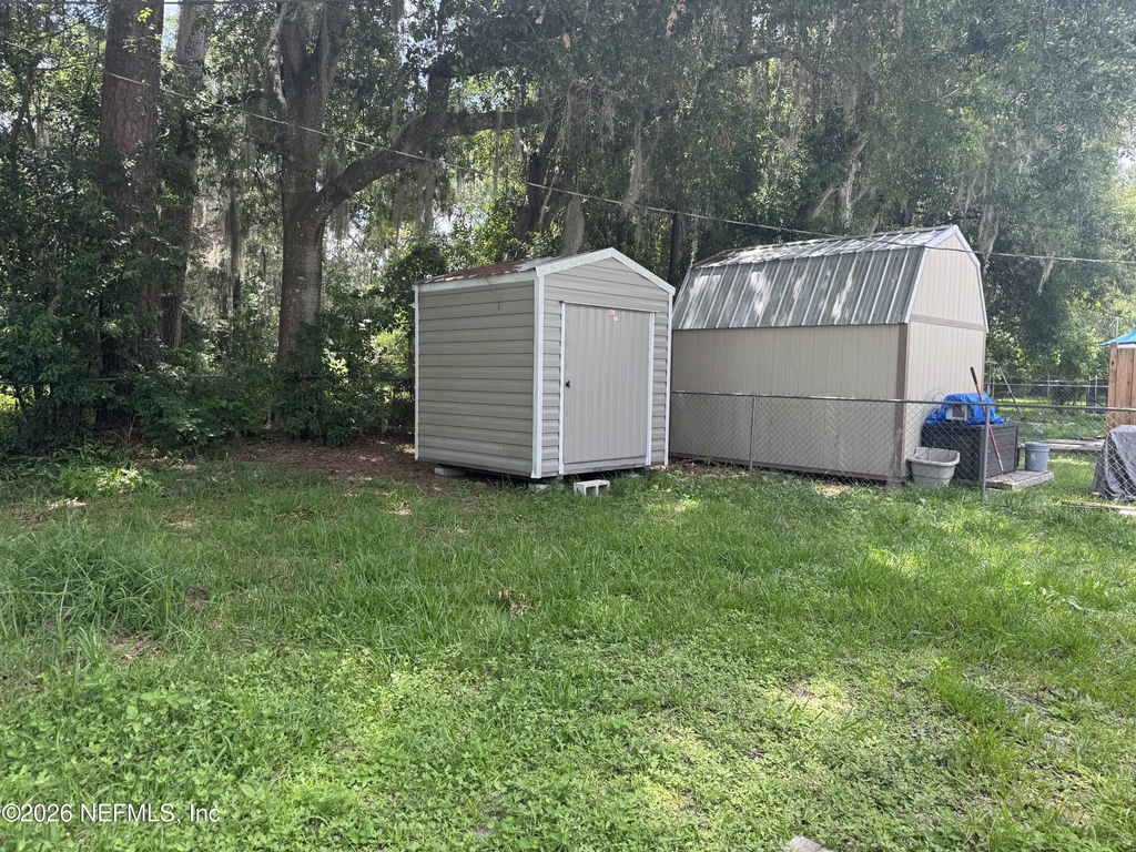 122 N Myrtle Street - Photo 1