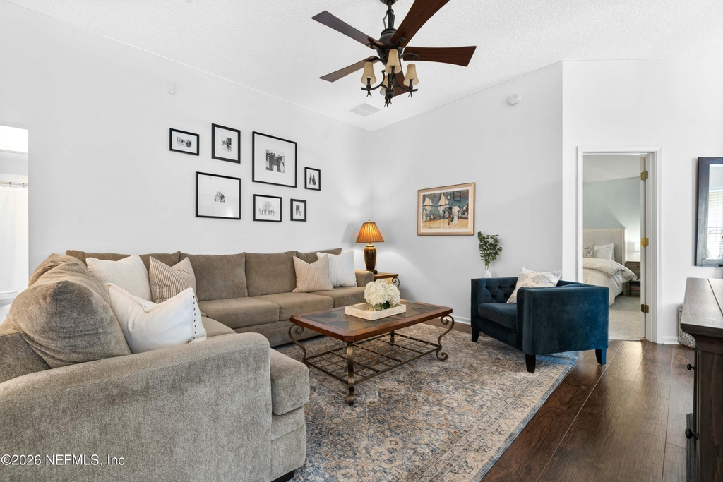 1442 Laurel Oak Drive - Photo 2