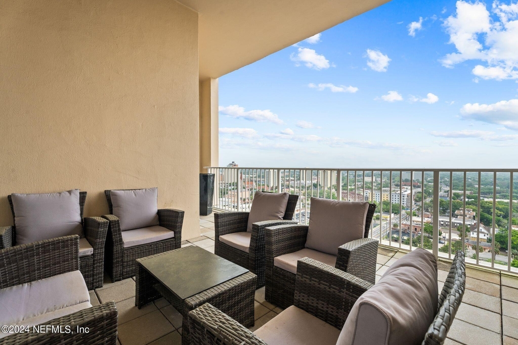 400 E Bay Street - Photo 48