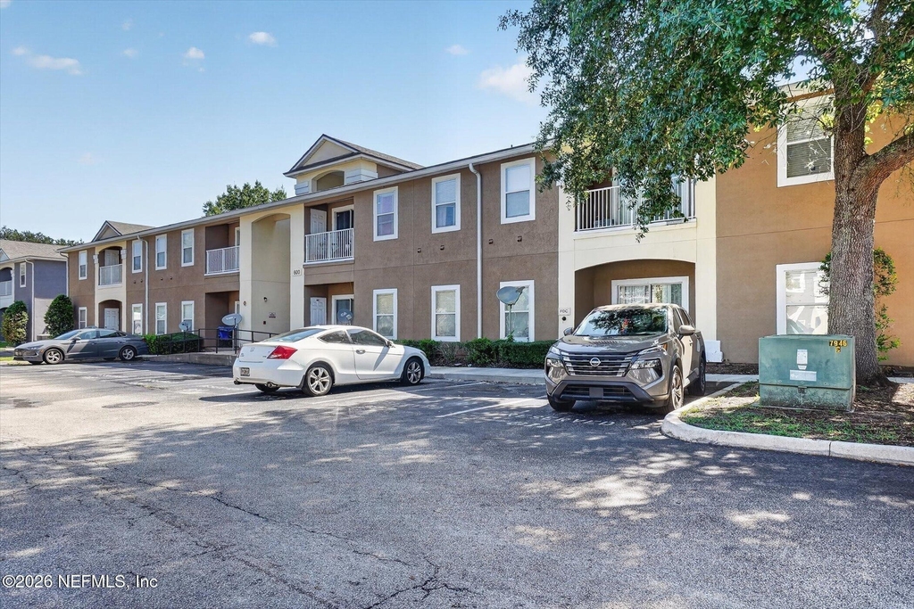 7920 Merrill Road - Photo 4