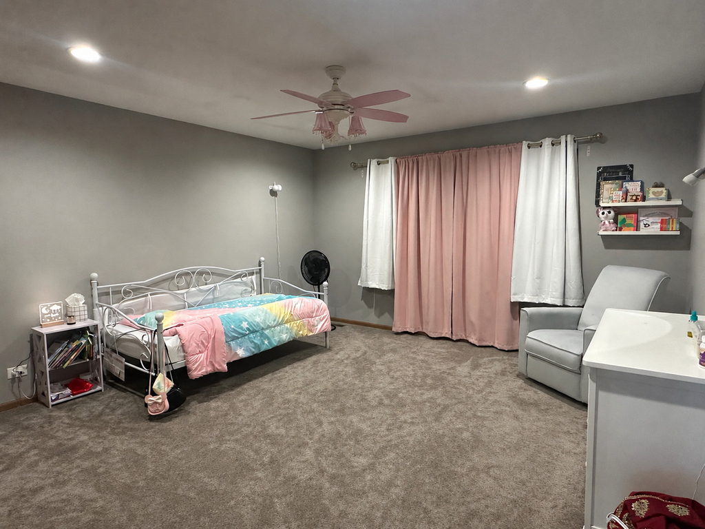 4469 W Roundstone Way - Photo 1