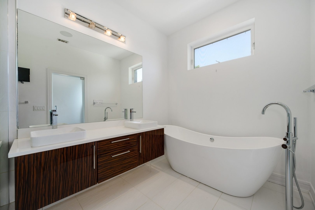 1446 W Cortez Avenue - Photo 14