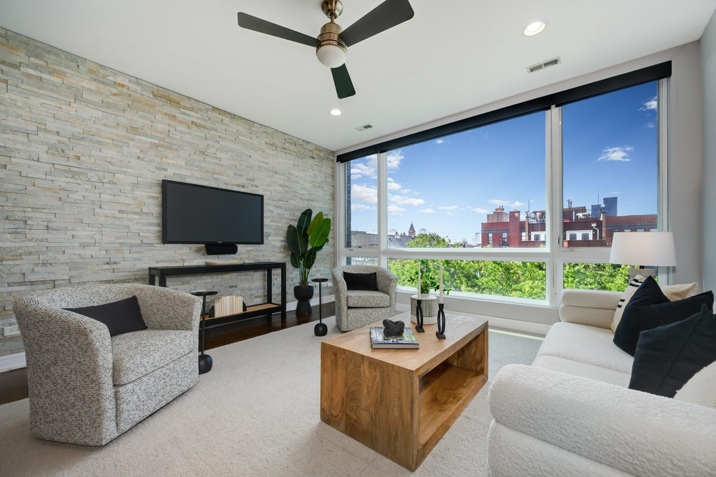 1446 W Cortez Avenue - Photo 3