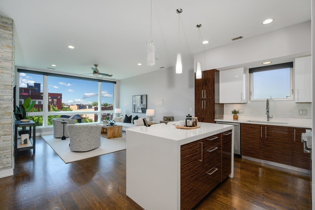 1446 W Cortez Avenue - Photo 8
