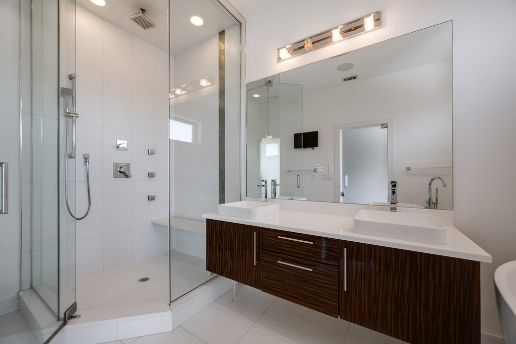 1446 W Cortez Avenue - Photo 13