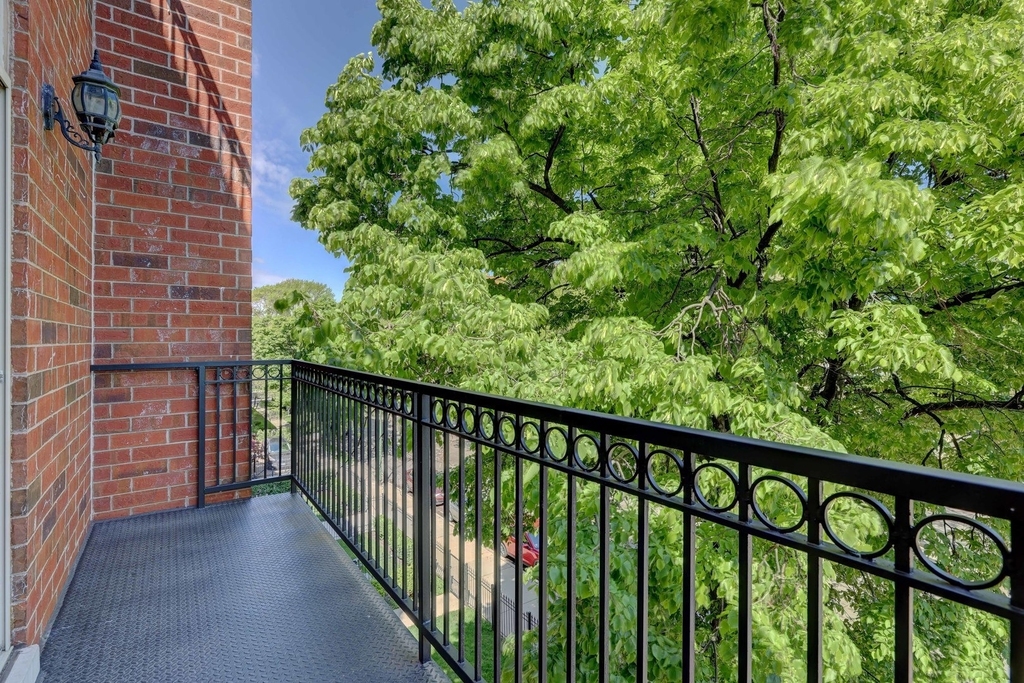 1329 W Loyola Avenue - Photo 13
