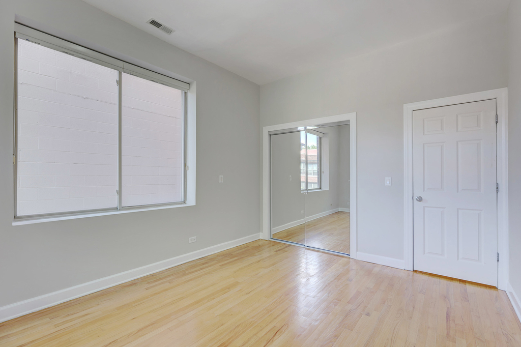1329 W Loyola Avenue - Photo 6