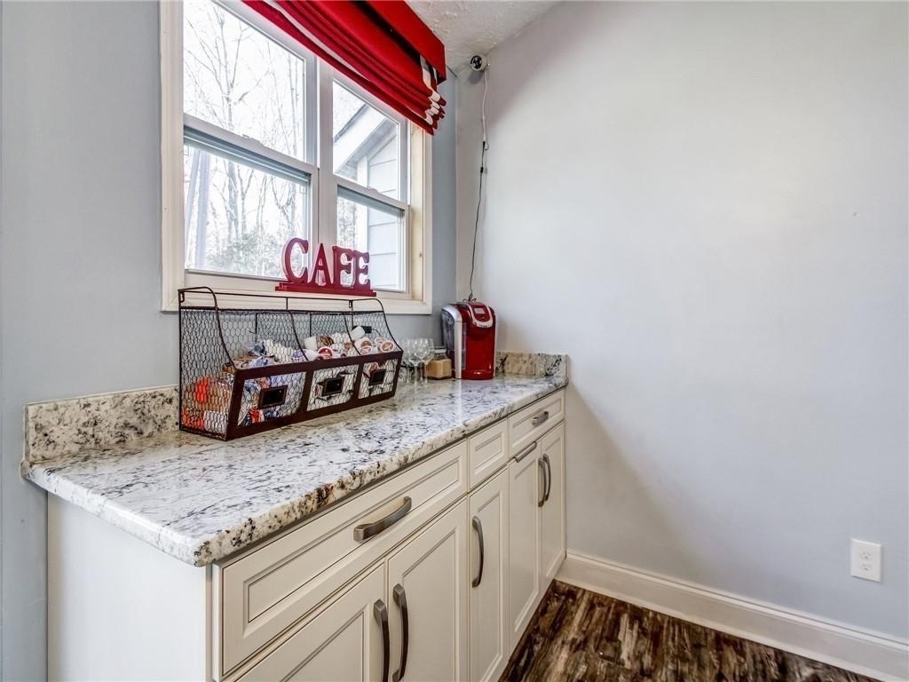 3840 Forsythia Way - Photo 17
