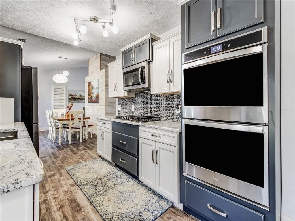 3840 Forsythia Way - Photo 15