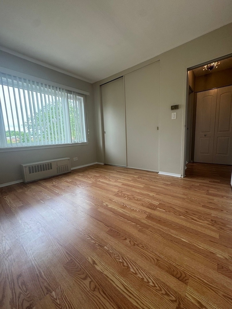 606 Green Bay Road - Photo 5