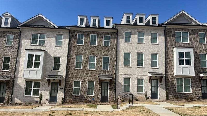 141 Basil Street - Photo 0