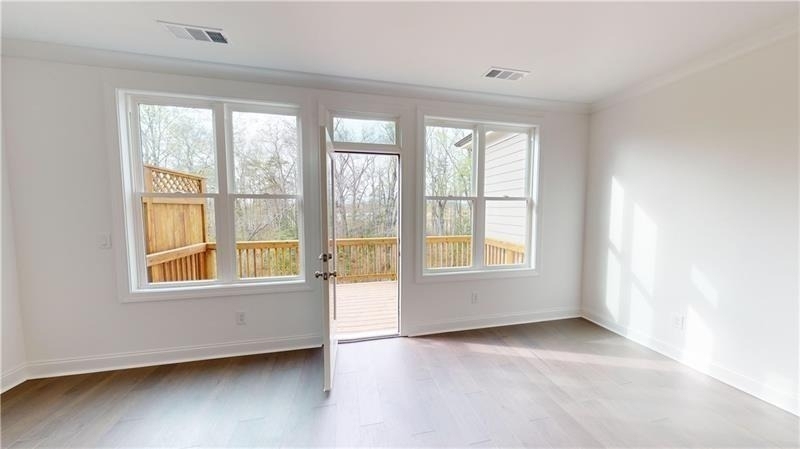 141 Basil Street - Photo 14