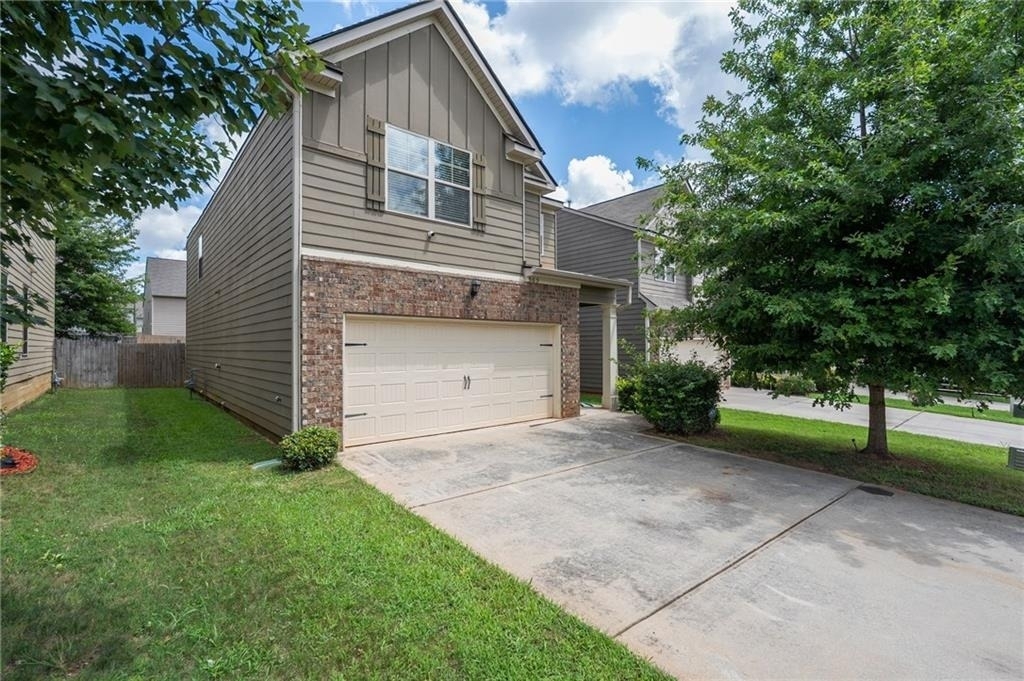 565 Dasheill Lane - Photo 1