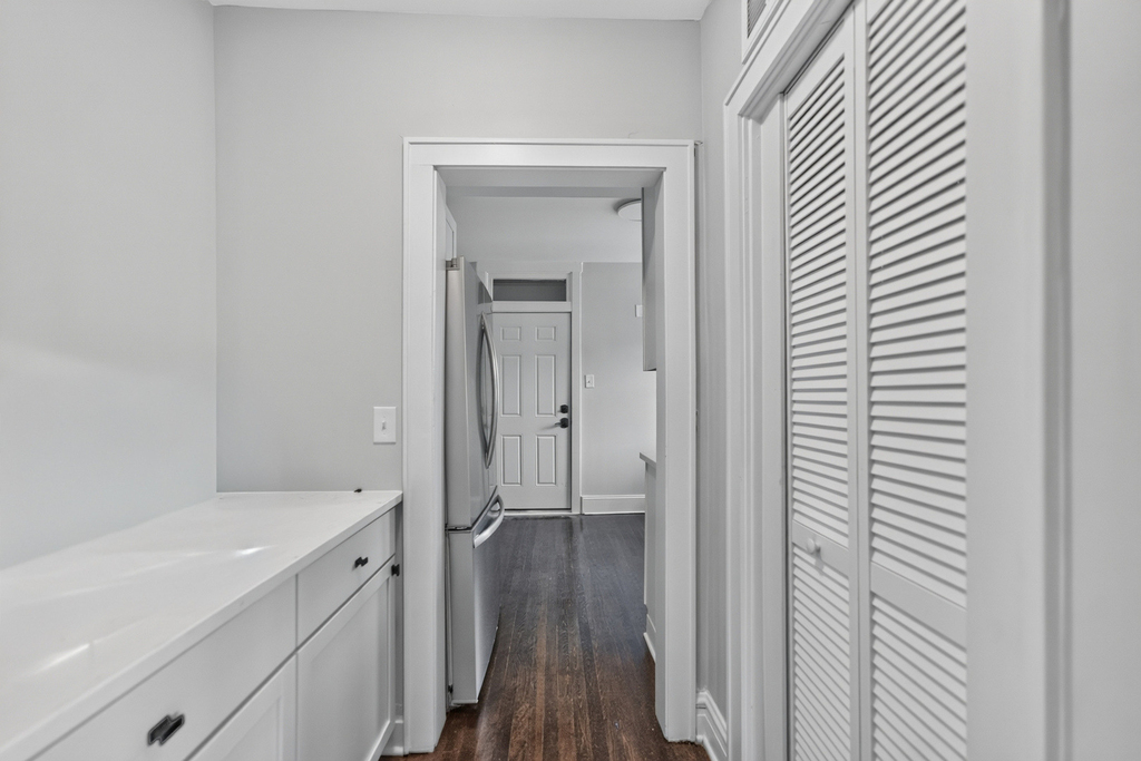 1101 S Oak Park Avenue - Photo 8
