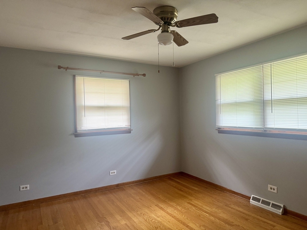 5341 Grand Avenue - Photo 6