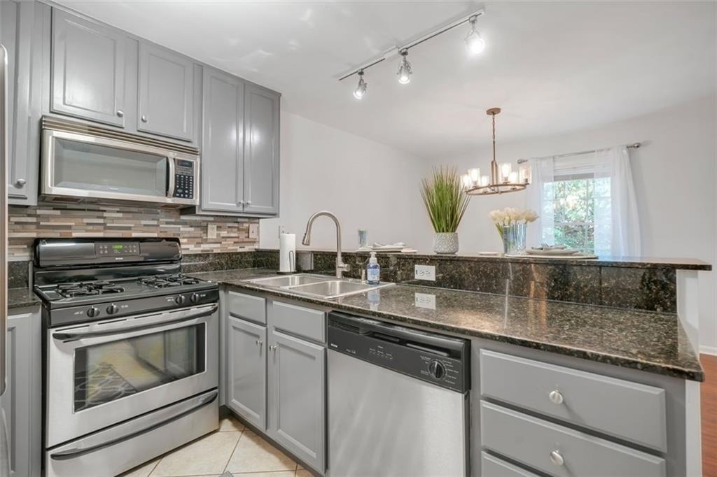 1445 Monroe Drive - Photo 14