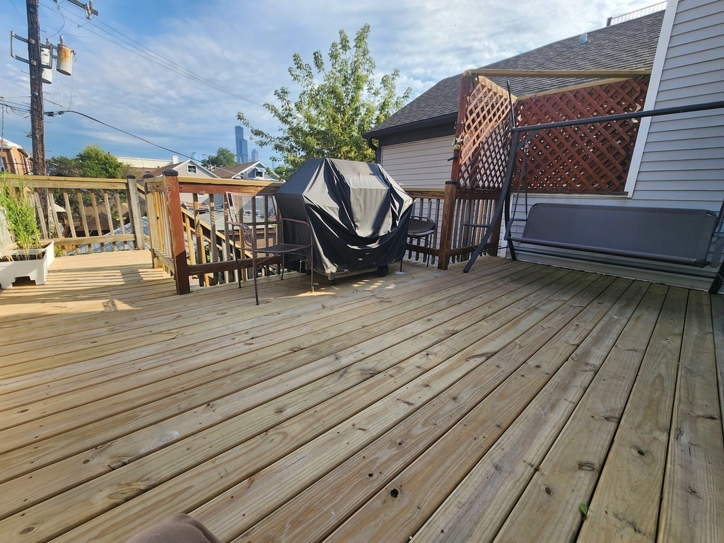 726 W 17th Street - Photo 23