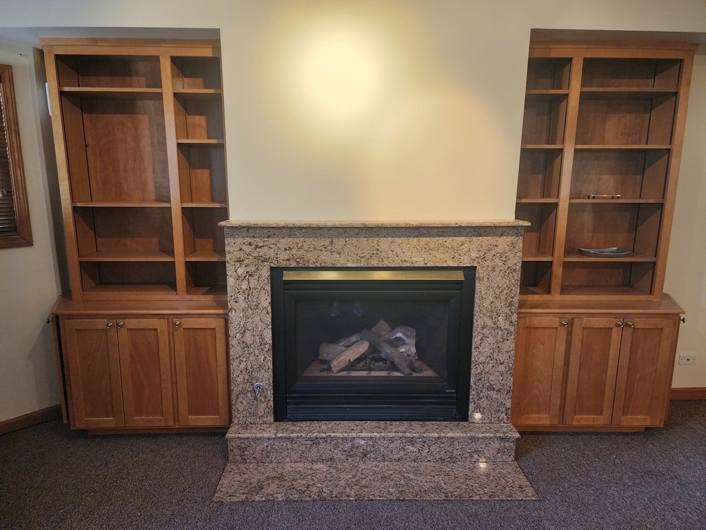 726 W 17th Street - Photo 4