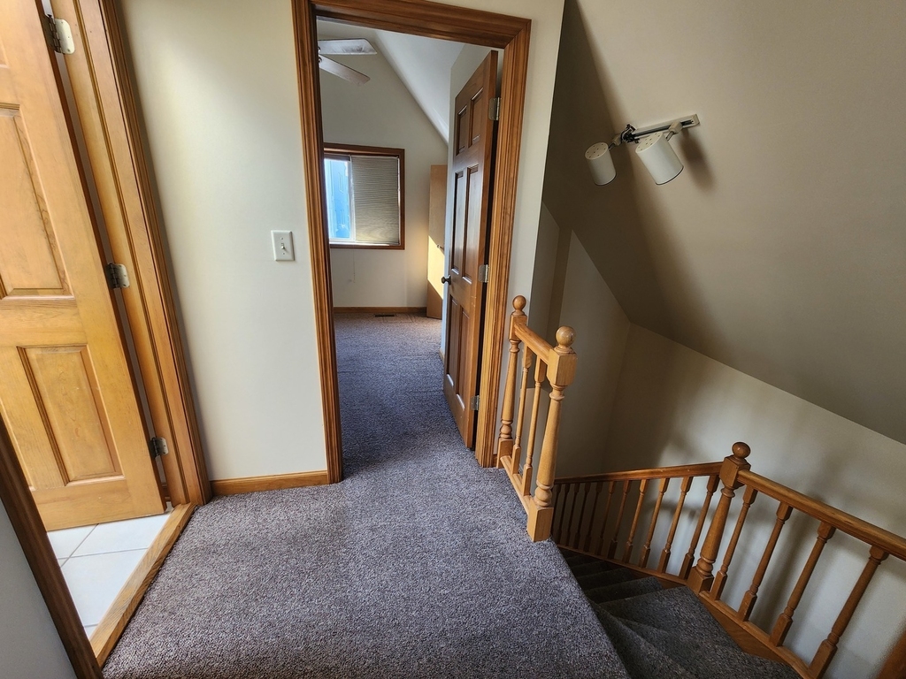 726 W 17th Street - Photo 14