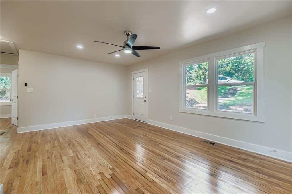1191 Beechview Drive Se - Photo 7