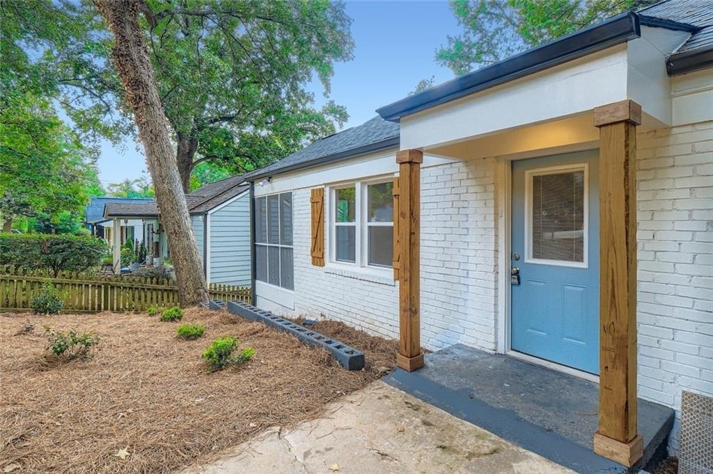 1191 Beechview Drive Se - Photo 3