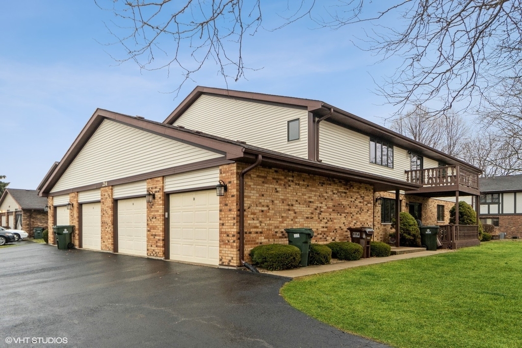 214 Manor Drive - Photo 0