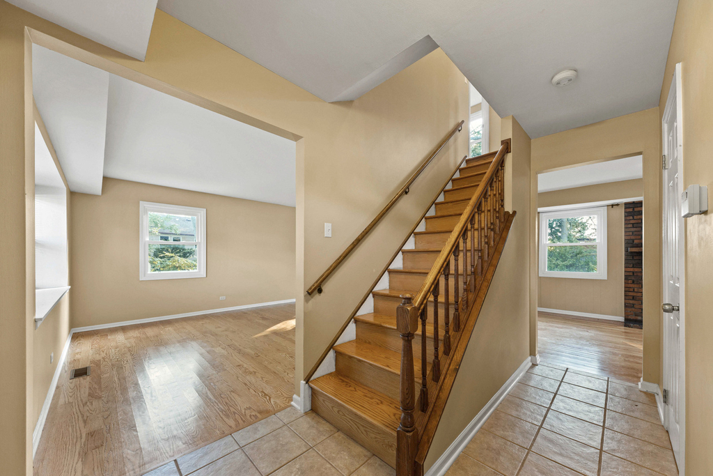 1121 Belmar Lane - Photo 5