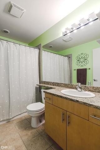 1040 W Adams Street - Photo 8