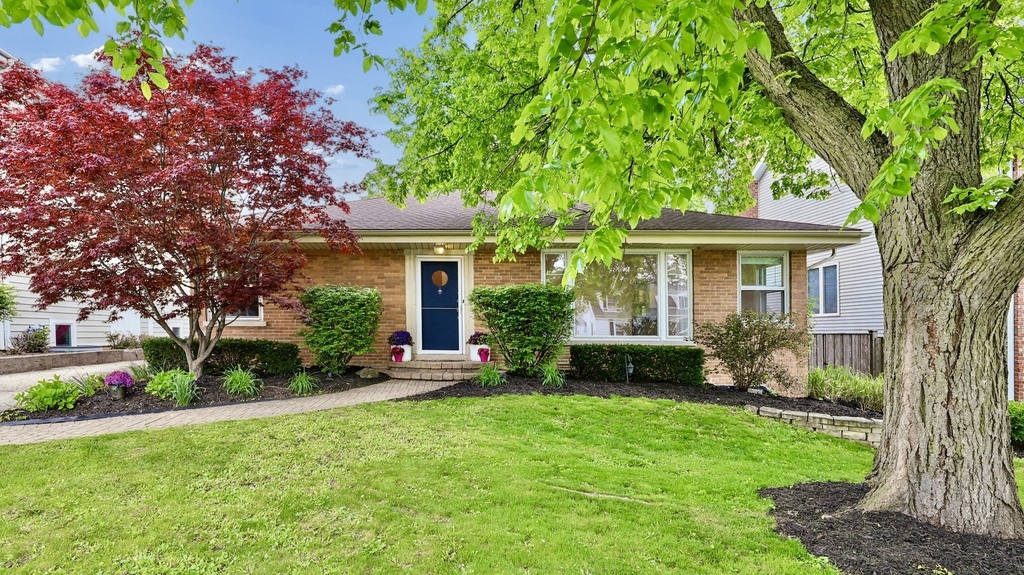 893 S Poplar Avenue - Photo 0