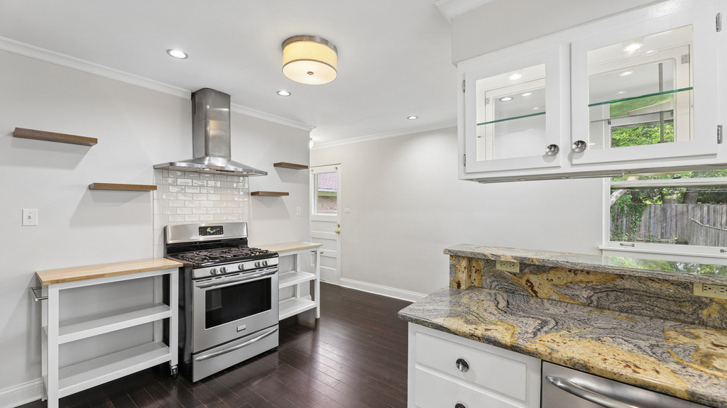 893 S Poplar Avenue - Photo 7