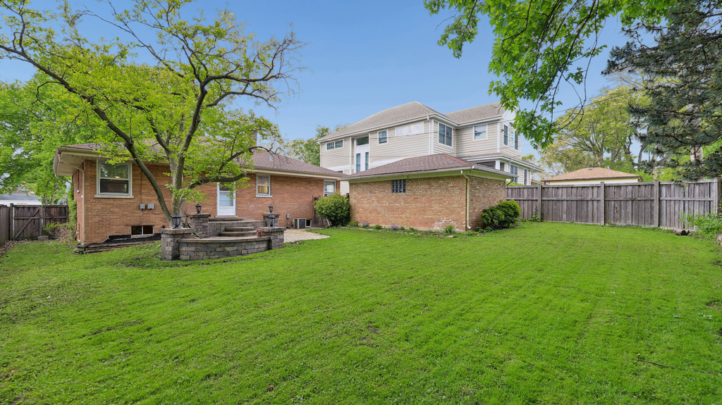 893 S Poplar Avenue - Photo 14
