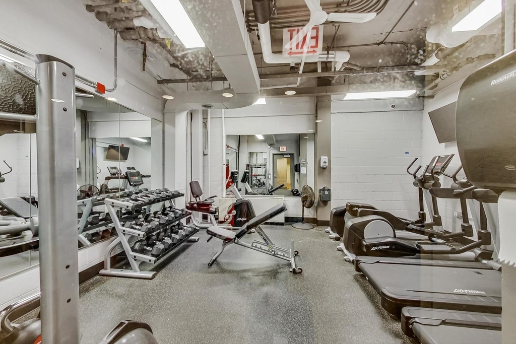 1850 N Clark Street - Photo 16