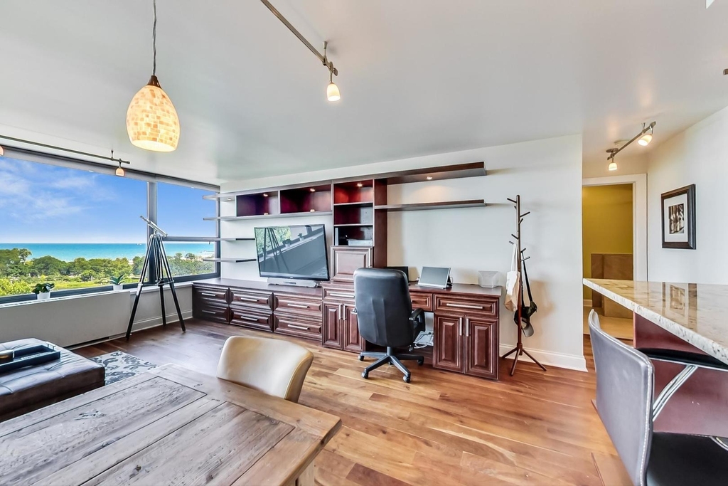 1850 N Clark Street - Photo 4