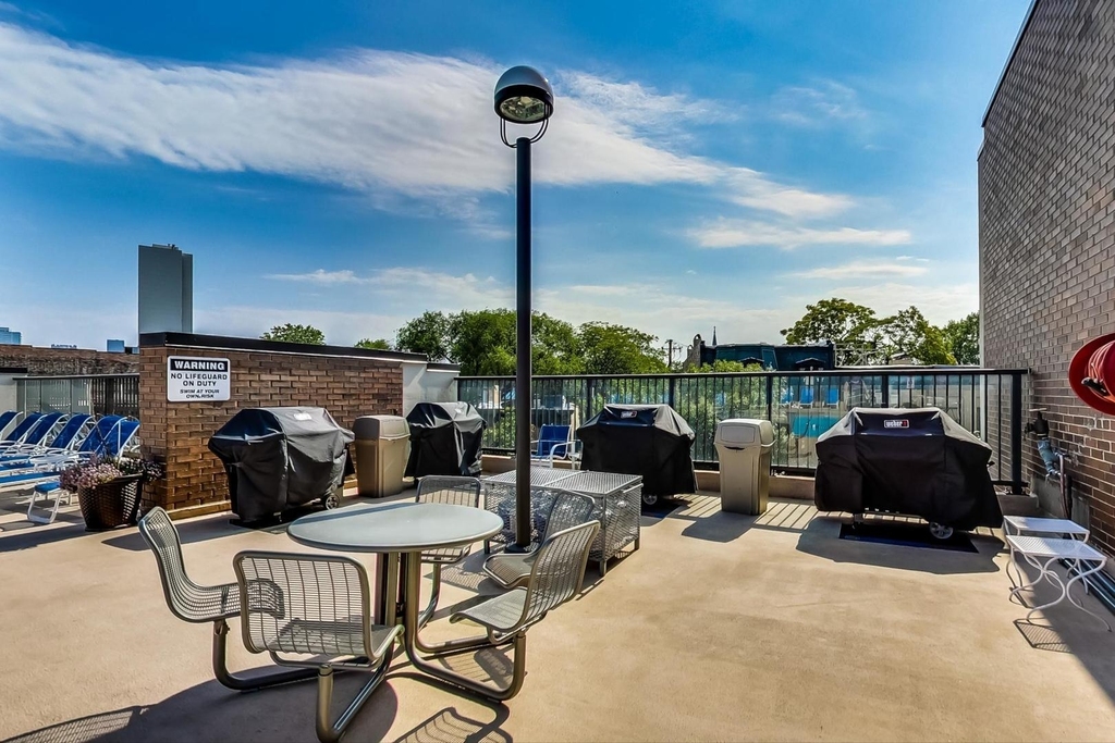 1850 N Clark Street - Photo 19