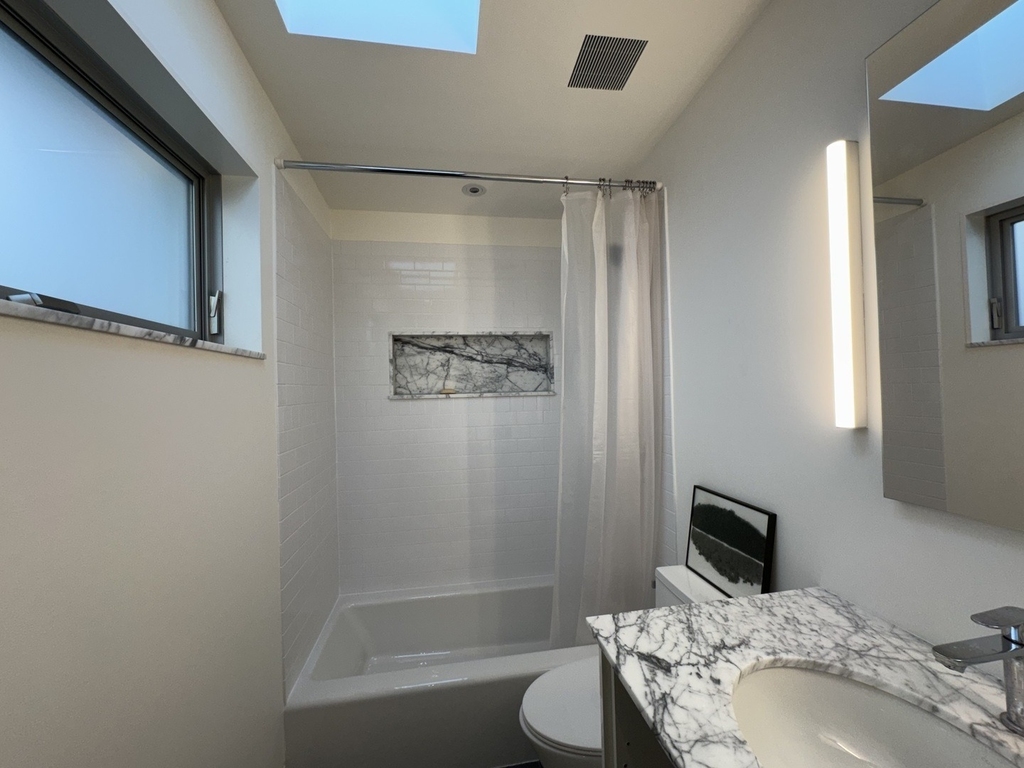 1317 N Leavitt Street - Photo 18