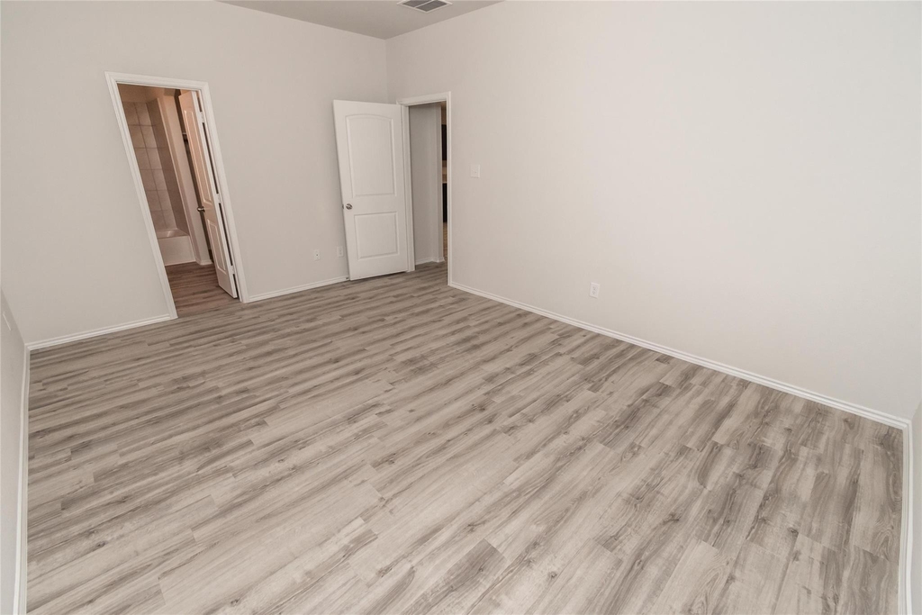 24218 Paresi Court - Photo 6
